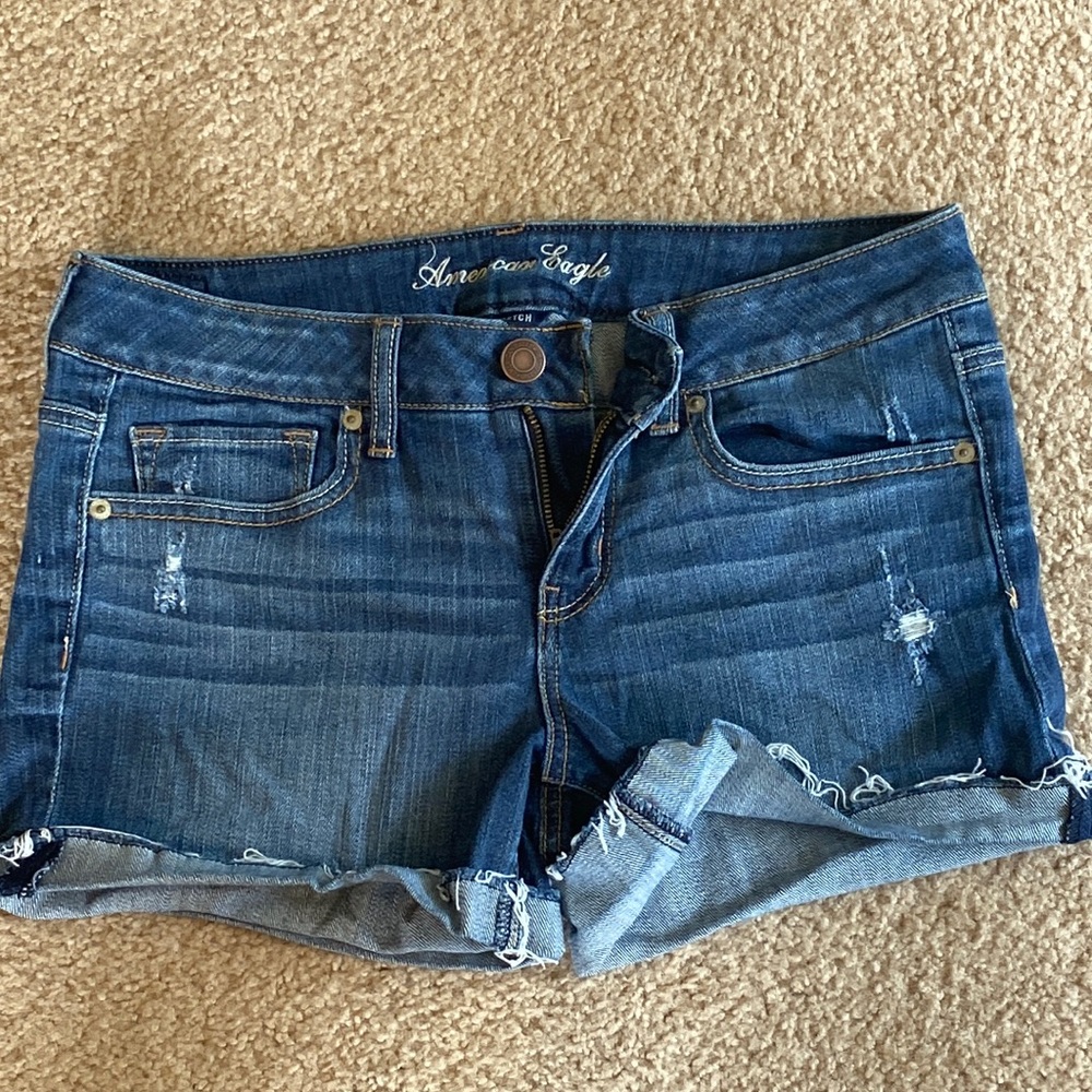 Lightly warn, size 10 American eagle shorts!